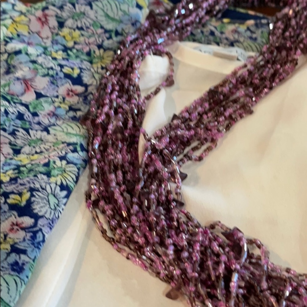 3x$25 ❤️ Multi strand bead Necklace ❤️ - Picture 4 of 11